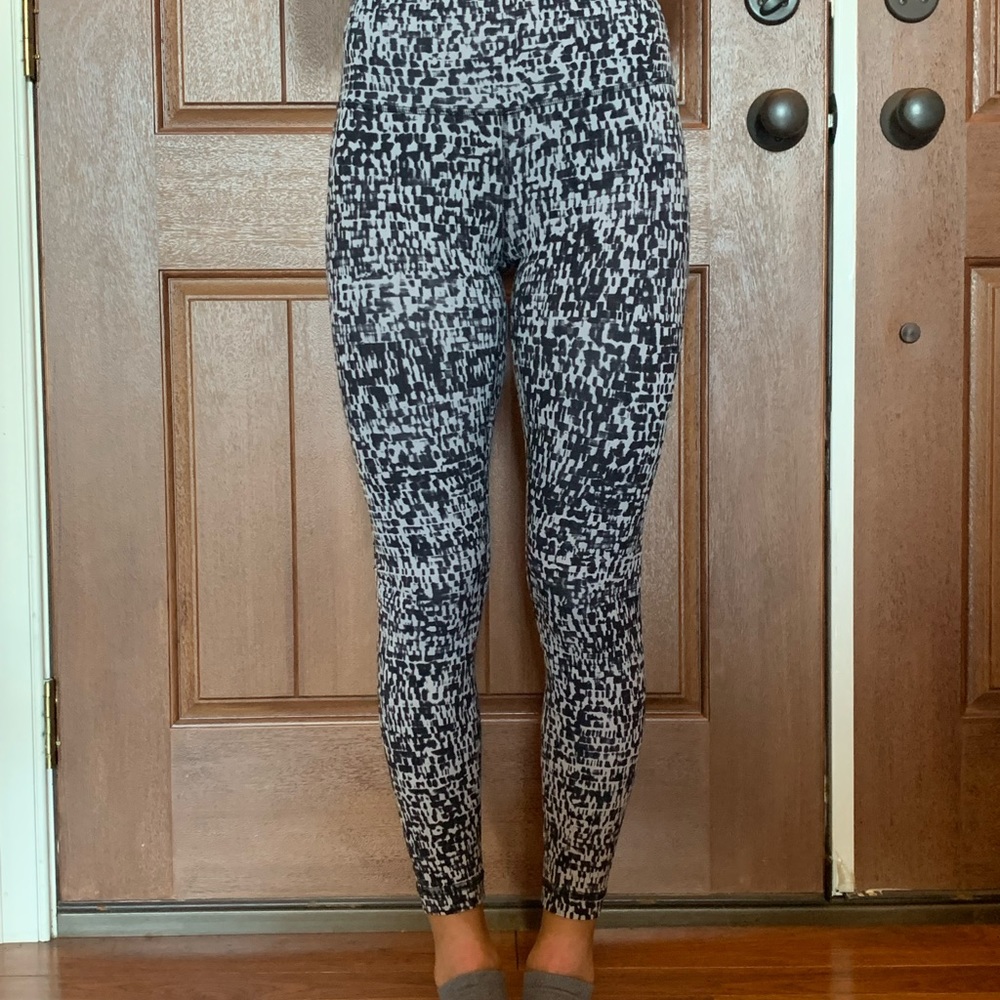 Lululemon Align 25" leggings size 4